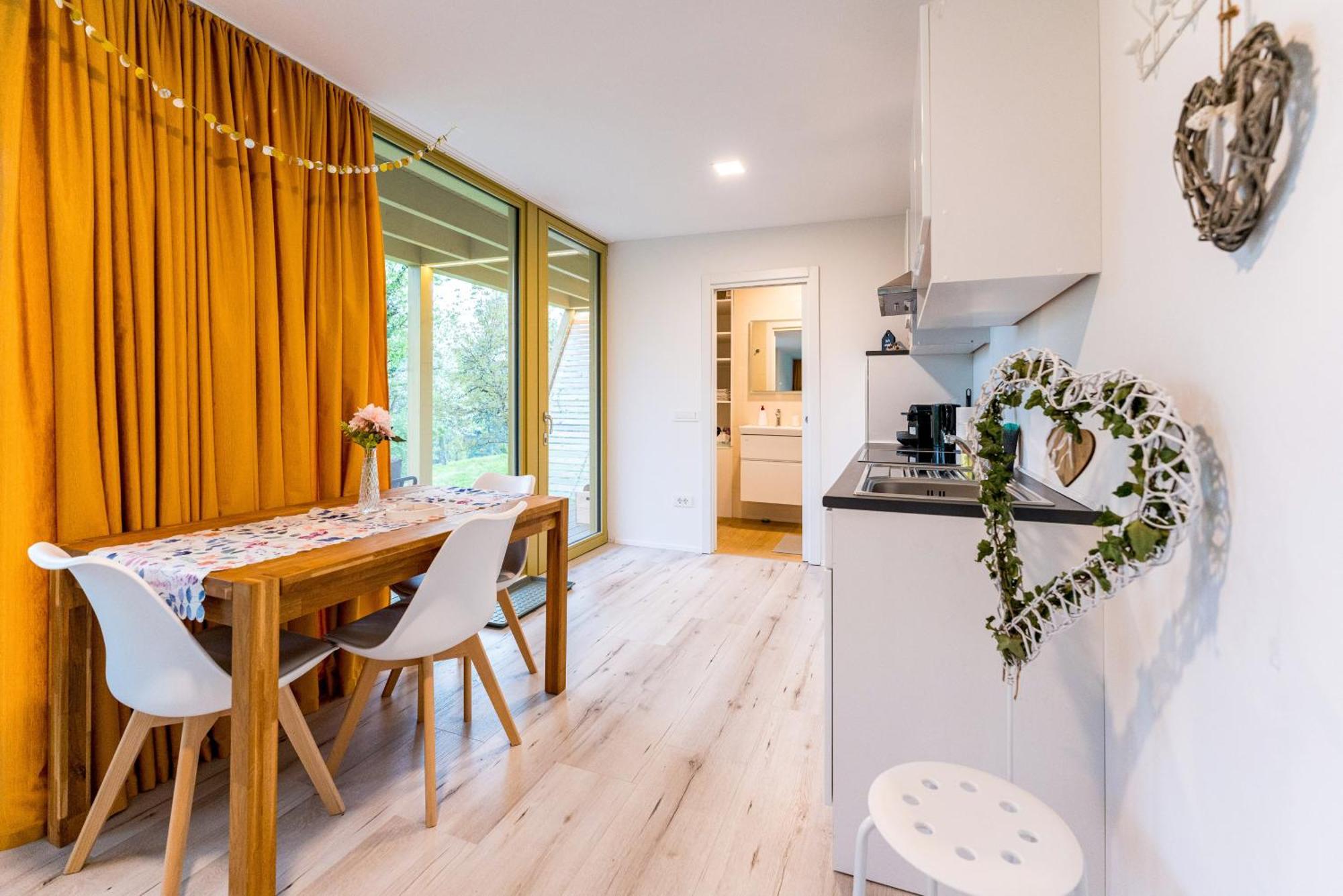 Holiday House Hona Lux Velike Lasce Esterno foto