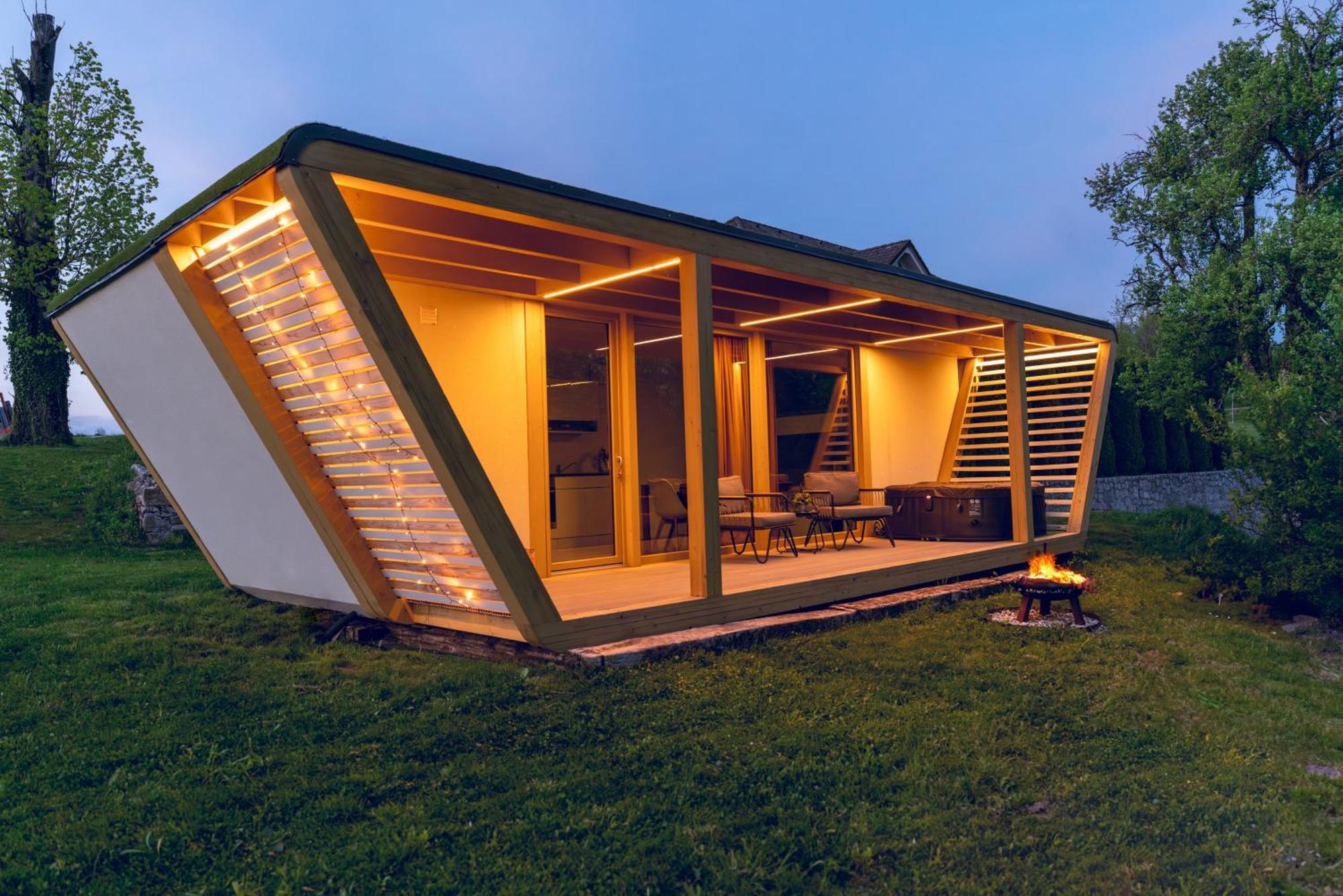 Holiday House Hona Lux Velike Lasce Esterno foto