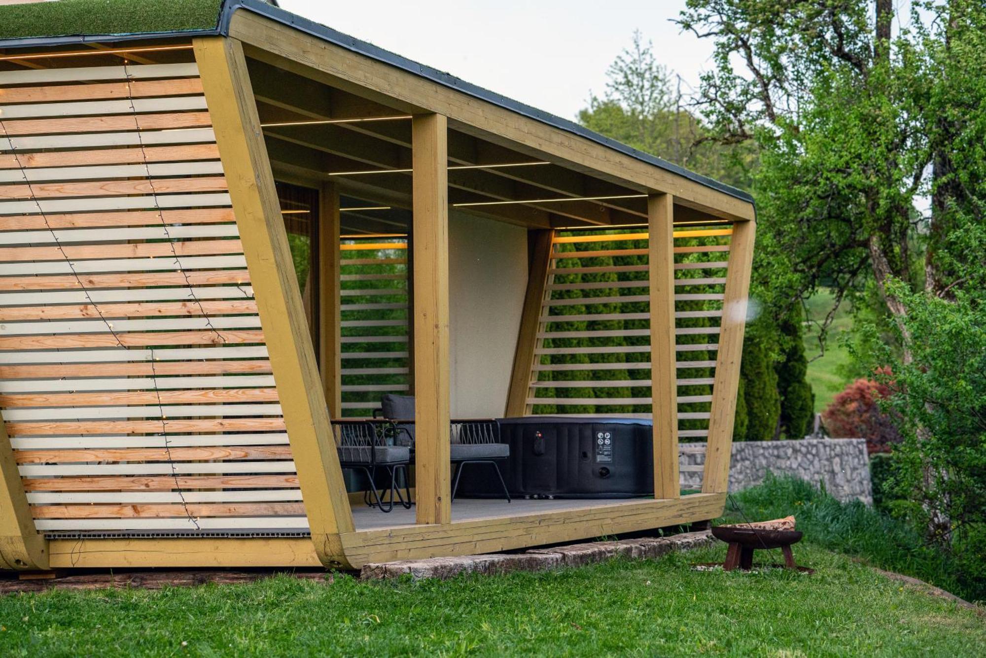 Holiday House Hona Lux Velike Lasce Esterno foto
